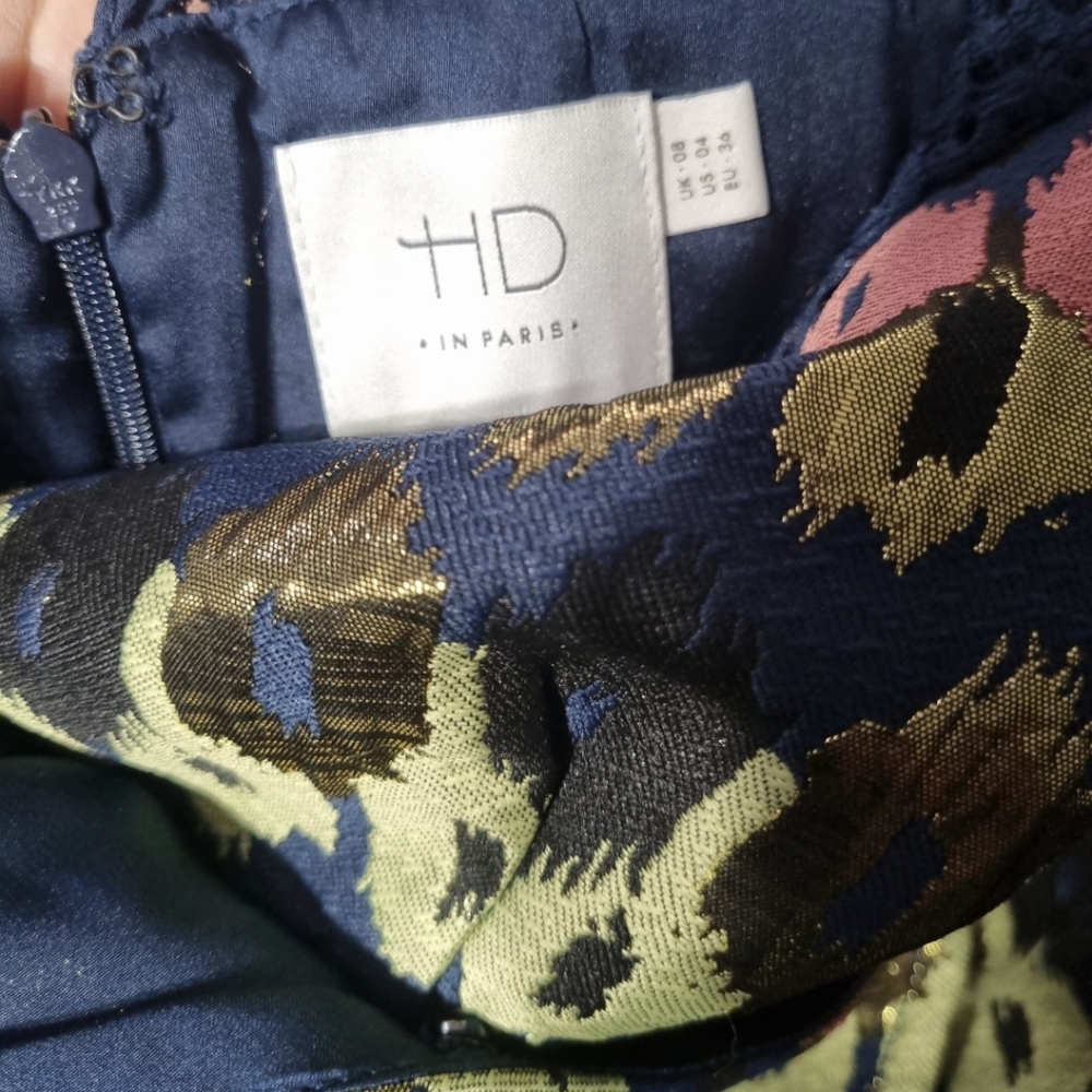 ANTHROPOLOGIE HD in Paris Navy and Gold Patterned Tank Top - Picture 7 of 7